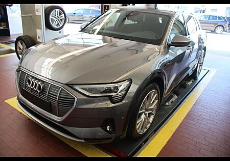 Audi e-tron 55 ADVANCED/21Z./LED/ACC/PANO/KAMERA/SHZ.