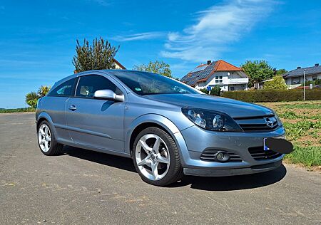Opel Astra Coupé 1.8 16V -