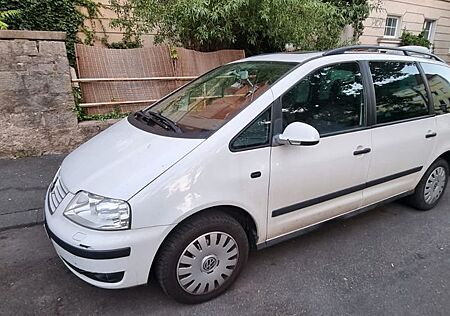 VW Sharan Volkswagen 2.0TDI (DPF) Comfortline BlueMotion C...