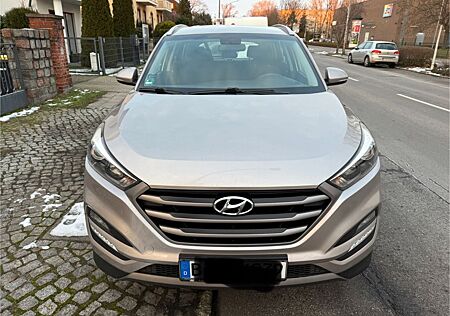 Hyundai Tucson blue 1.6 GDI Trend2WD Trend