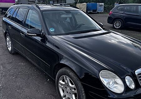 Mercedes-Benz E 220 CDI T AVANTGARDE Avantgarde