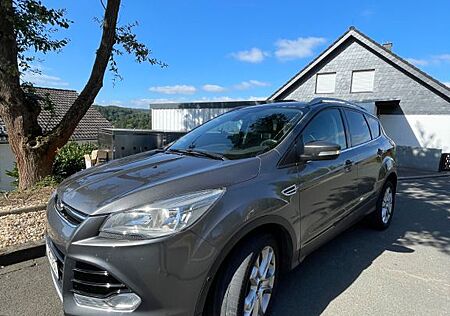 Ford Kuga 2,0 TDCi 103kW Titanium Titanium