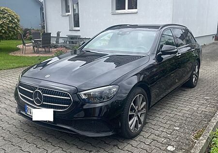 Mercedes-Benz E 300 de Burmester AHK Batt.Zert. Junge Sterne