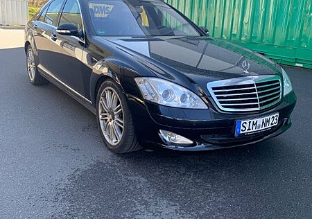 Mercedes-Benz S 320 CDI -
