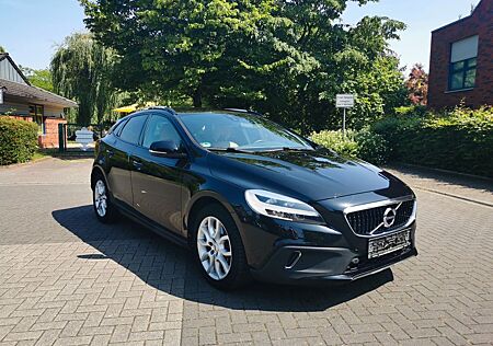 Volvo V40 CC V40 Cross Country D4 Geartr. Summum 190PS Leder
