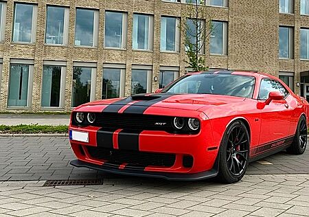 Dodge Challenger SRT