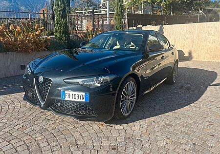 Alfa Romeo Giulia Veloce 2.2 Diesel 16V 154 kW AT8 - Q4...