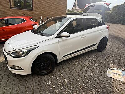 Hyundai i20 1.0 T-GDI 88kW blue Active Trend Active ...