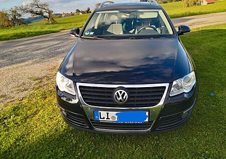 VW Passat Variant Volkswagen 2.0 FSI 4Motion Highline Vari...