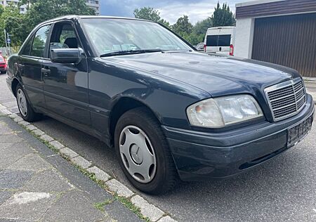 Mercedes-Benz C 180 CLASSIC Classic