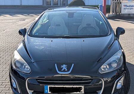 Peugeot 308 CC Roland Garros 155 THP Roland Garros