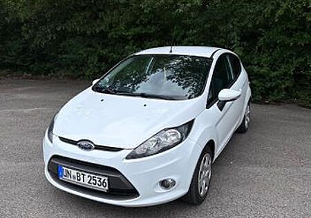 Ford Fiesta 2. Hand, TÜV, CD/AUX, Scheckheft