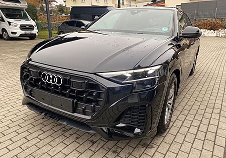 Audi Q8 3.0TDI quattro AHK MATRIX Assistenz 4xSitzHei