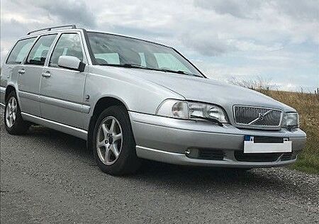 Volvo V70 2.5 TDI -