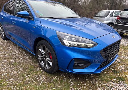 Ford Focus Lim. ST-Line X