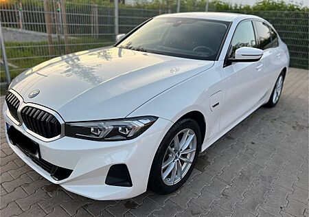 BMW 320 Limousine*Facelift Model*Garantie