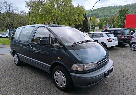 Toyota Previa 6 Sitzer