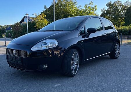 Fiat Punto 1.4 8V Racing, KLIMA, BLUETOOTH, RGB
