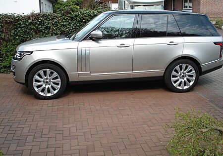 Land Rover Range Rover 4.4 SDV8 Vogue