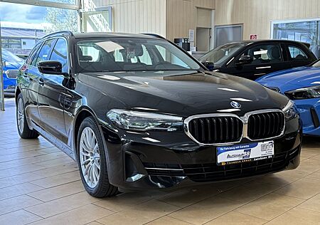 BMW 530 PlugIn*xDrive*Dig Cockpit*R.cam*SHZ*Navi*LED