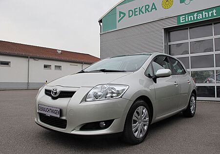 Toyota Auris Sol UNFALLFREI Serviceheft Garagenfahrzeug