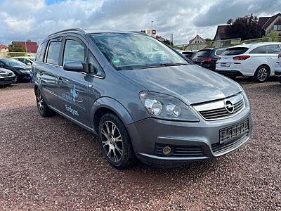 Opel Zafira B Edition 1,6 Gas 7Sitz Anhängerkupplung