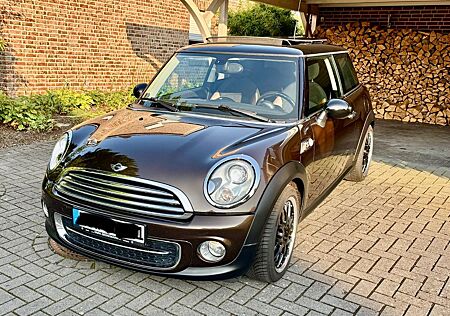 Mini Cooper D Cooper TÜV 03/27