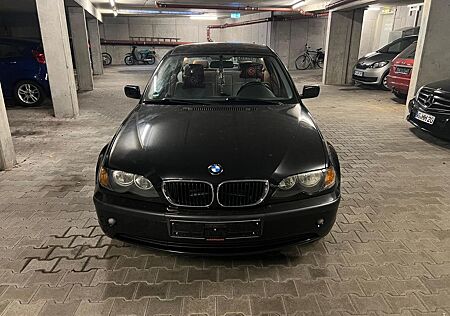 BMW 318i -
