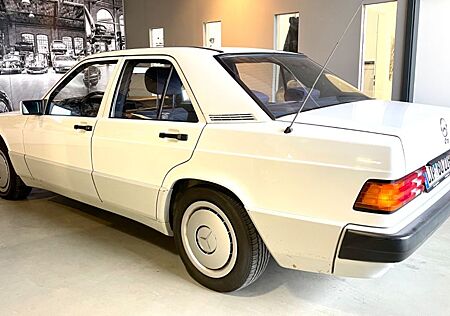 Mercedes-Benz 190 190E W201 2.0 GUTACHTEN 2+*AUTOMATIK*SCHIEBEDACH
