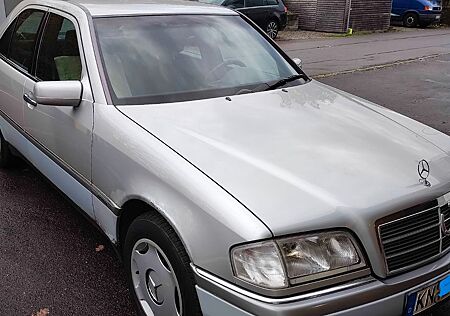 Mercedes-Benz C 180 ELEGANCE Elegance