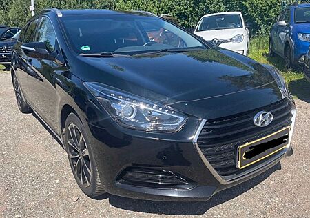 Hyundai i40 cw blue AUTOMATIK*KAMERA*SHZ*LENKRAD-HEIZUNG