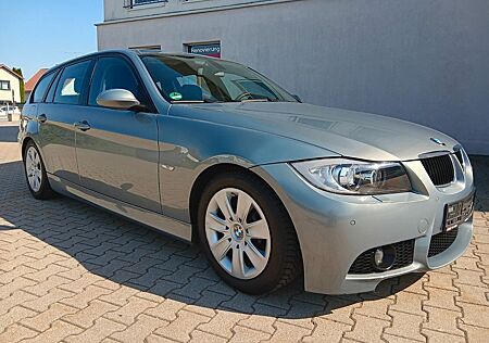 BMW 320i Kombi Sportline/ VIELE EXTRAS/SEHR GEPFLEGT
