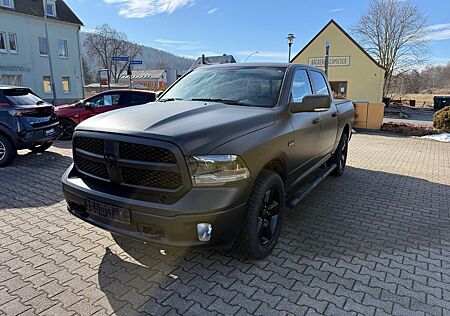 Dodge RAM SLT CLASSIC BLACK PACKAGE