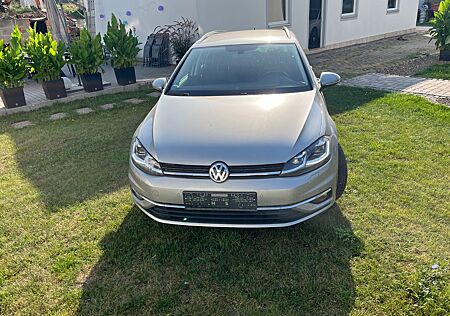 VW Golf Volkswagen 2.0 TDI SCR DSG Highline Variant Highline