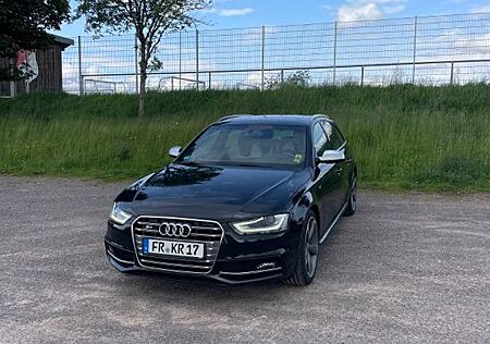 Audi S4 3.0 TFSI S tronic quattro Avant -