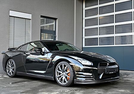 Nissan GT-R 3.8 V6 Black Edition