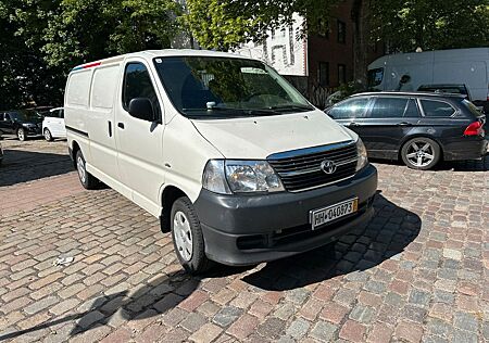 Toyota Hiace D4D Lang