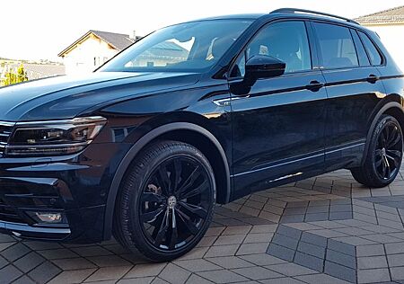 VW Tiguan Volkswagen 2.0 TDI SCR 140kW DSG 4MOTION Highlin...
