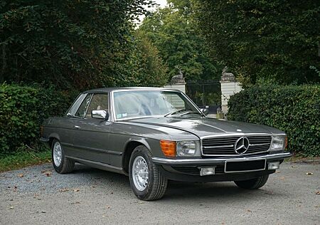 Mercedes-Benz 450 SLC 5.0 ° mit Serviceheft!