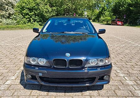 BMW 535i A -