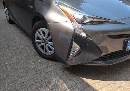 Toyota Prius 1.8-l-VVT-i