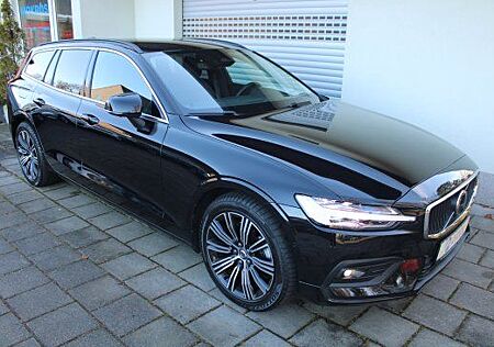Volvo V60 B4 B DKG Core LED Navigation ACC Rückfakam K