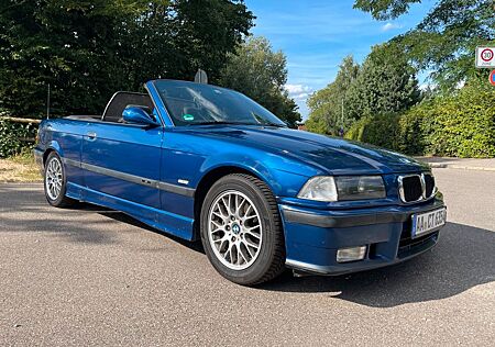 BMW 320i Cabrio M-Paket Klima Rentnerhand TÜV Neu