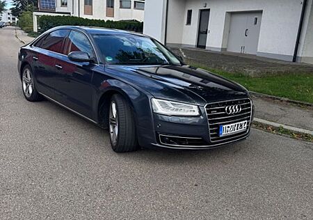 Audi A8 3.0 TDI clean diesel tiptronic quattro -