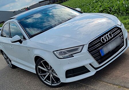 Audi A3 1.5 TFSI/Virt/B&O/Pano/Sthz/Matrix/3xS line/19"