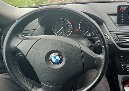 BMW X1 sDrive18i -
