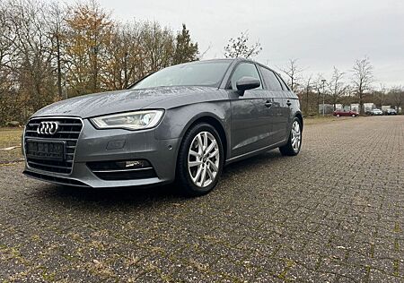 Audi A3 Sportback ambition quattro-AUTOM.-NAVI-SHZ