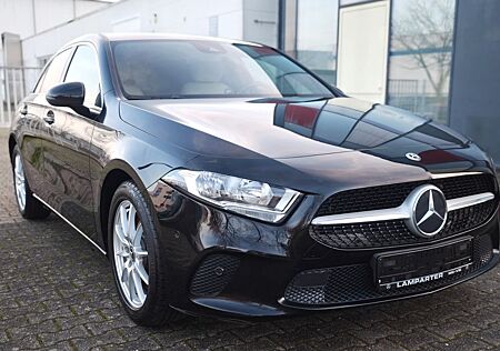 Mercedes-Benz A 180 A -Klasse Edition Leder