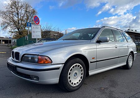 BMW 520i Auto touring Auto, nur 125.000 KM TÜV NEU