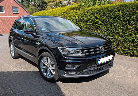 VW Tiguan Volkswagen 2.0 TSI 132kW DSG 4MOTION Highl. Pano